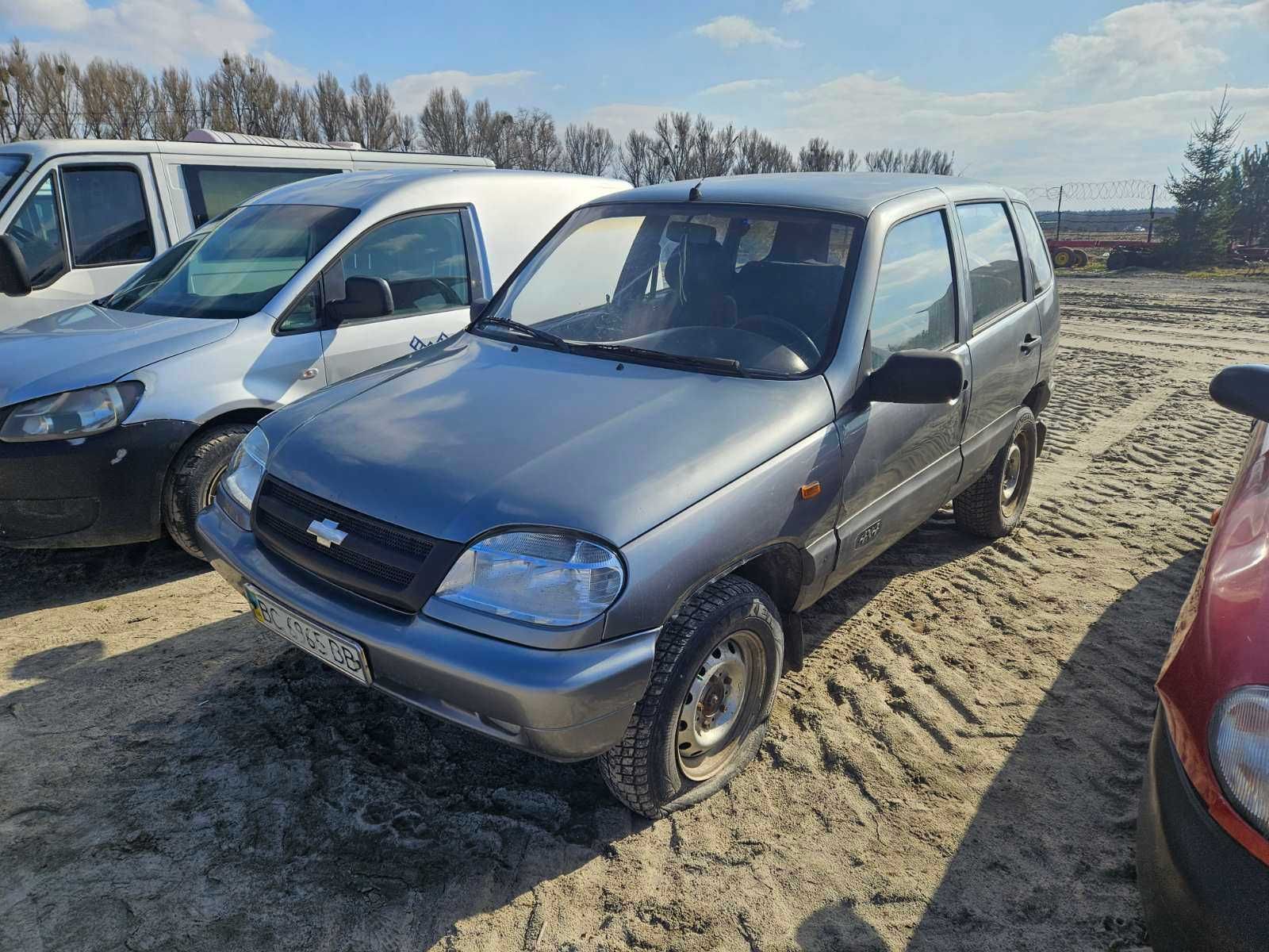 Автомобіль Chevrolet Niva-21213 L