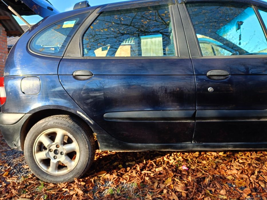 Рено Меган Сценик 1 автомат