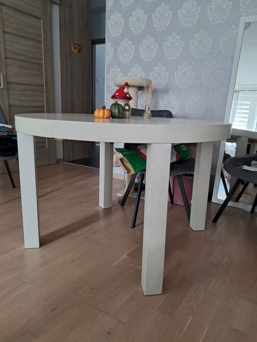 Stół okrągły rozkładany
