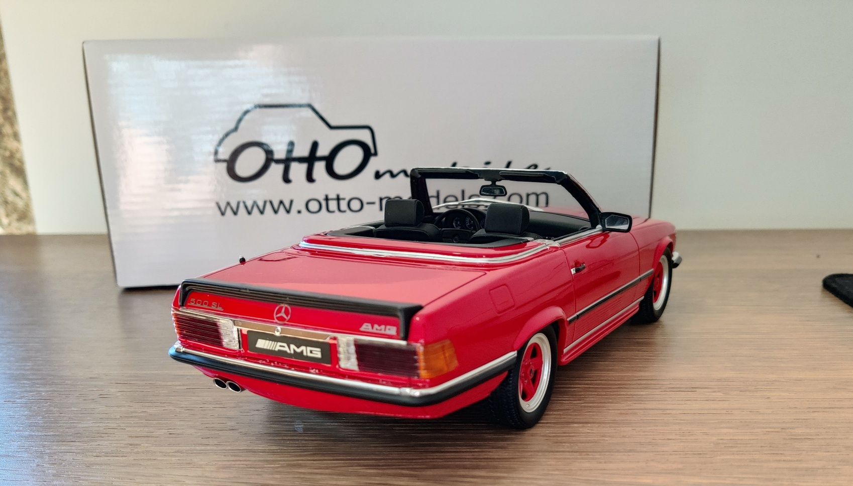 Ottomobile Mercedes-Benz R107 500 SL AMG