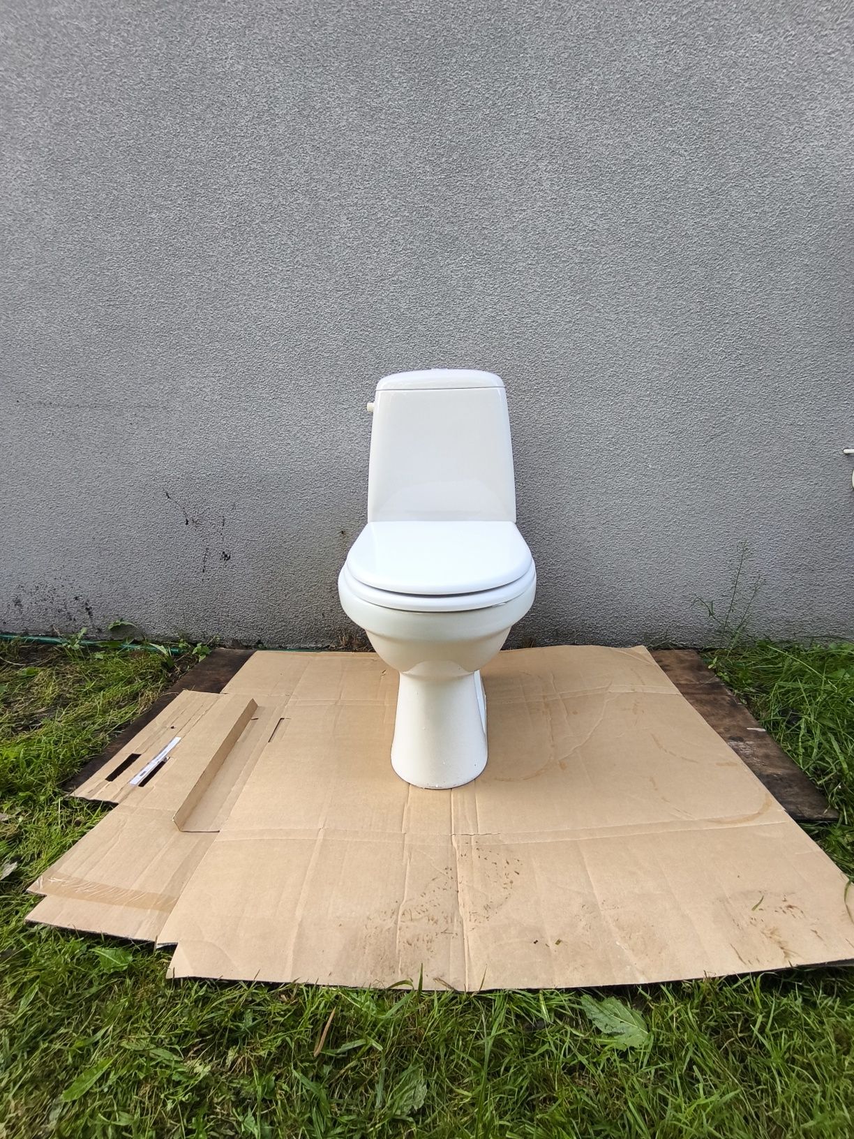 Klozet , sedes, muszla WC