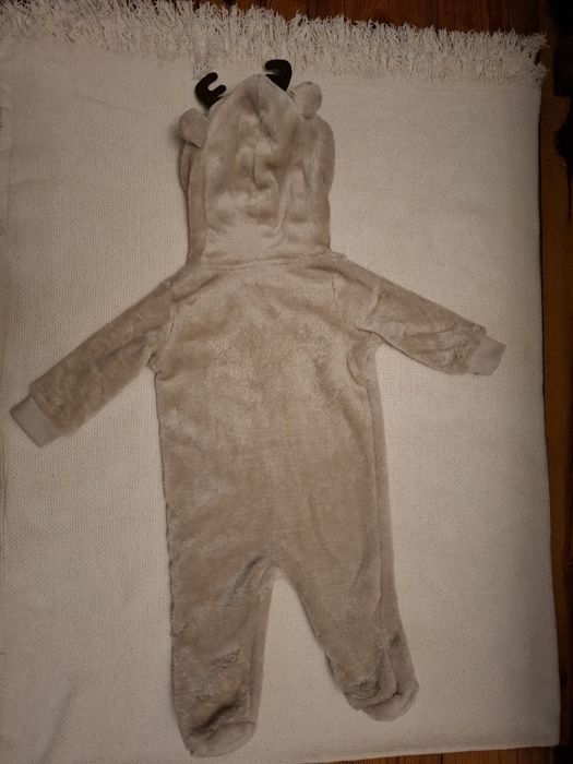 Sprzedam pajacyk z motywem świątecznym  so cute rozmiar 68