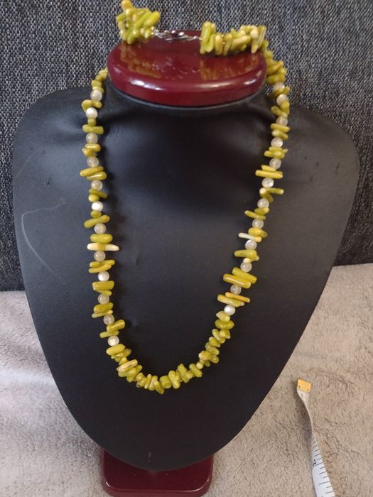 Korale i naszyjnik z korala zielonego