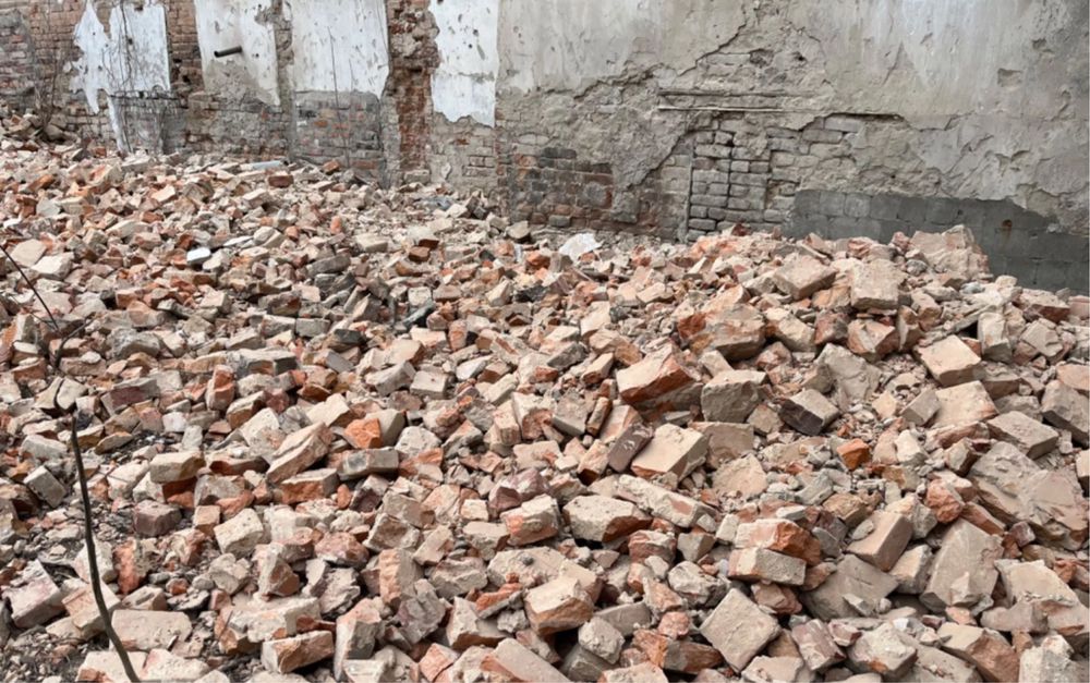 Бій цегляний будівельний