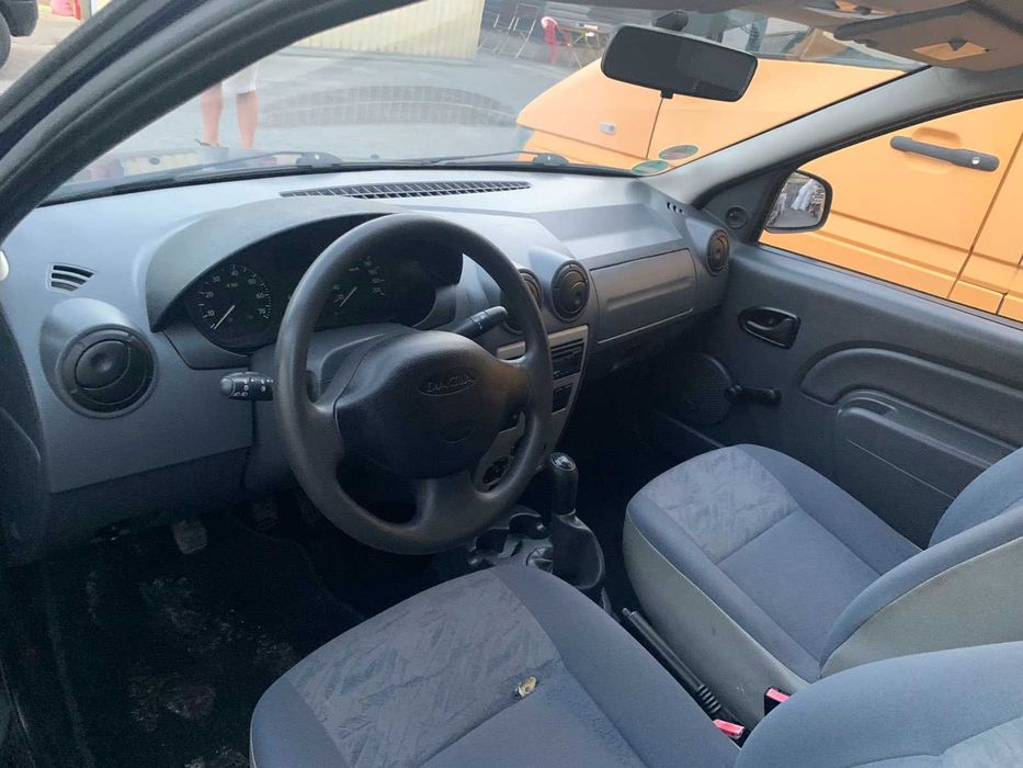 Dacia Logan MCV 2011 база