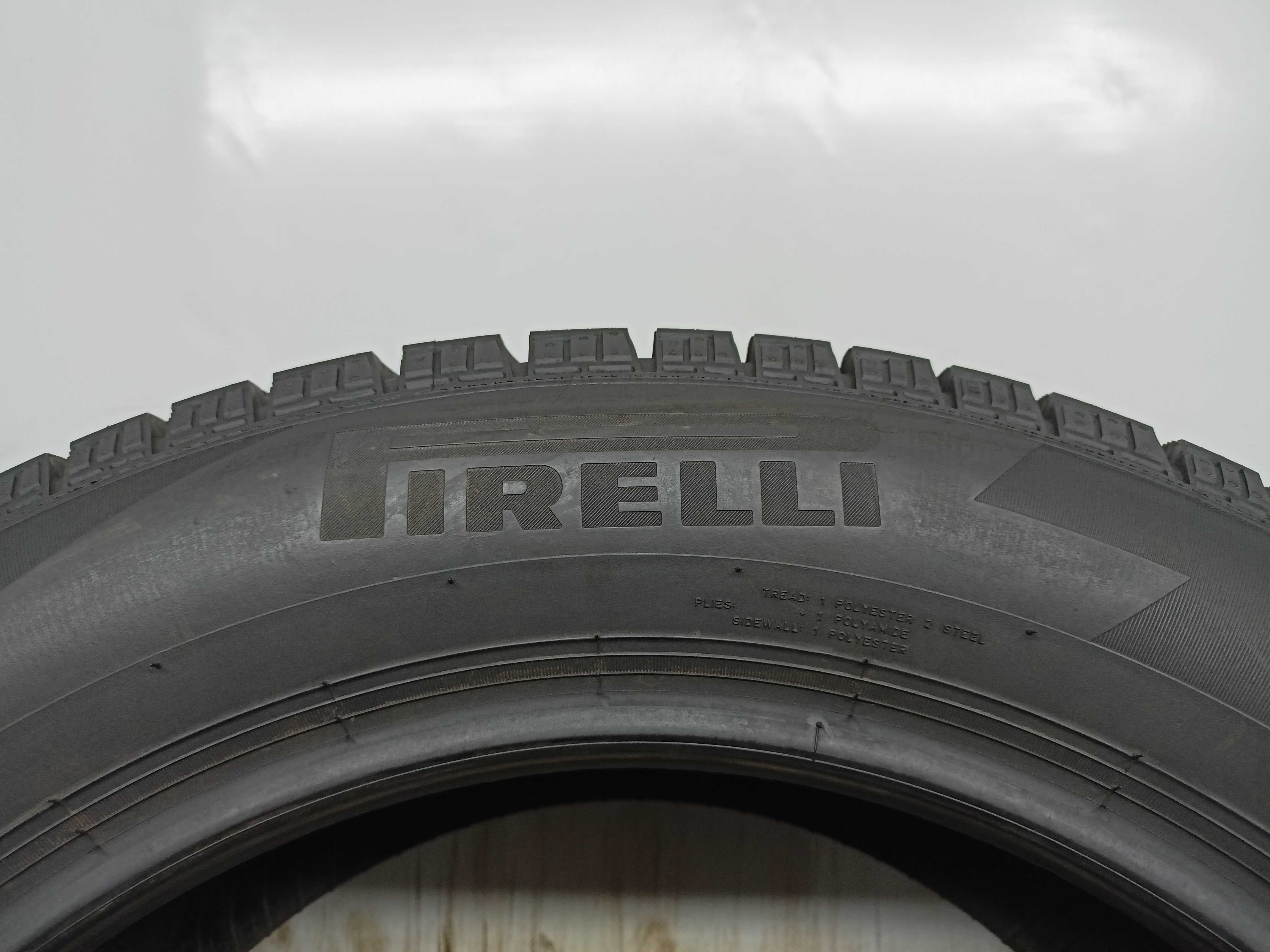 Pirelli Ice-Zero FR 215/60/17 2015 rok 100T NOWE (1971)