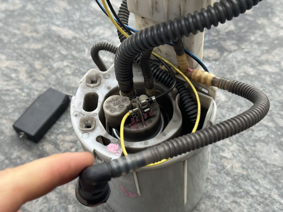 Насос в бак Audi a4 b7 8E0919050D насос 2.0 tdi 1.9 tdi ауді а4 б7