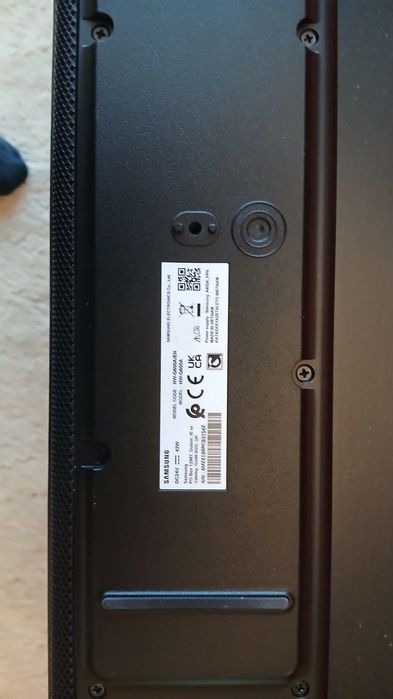 Samsung QE75Q77A QLED 75” 4K  soundbar + subwoofer – stan bardzo dobry