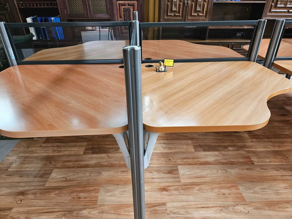 Ilha para 4 postos de trabalho - Muito bom estado geral