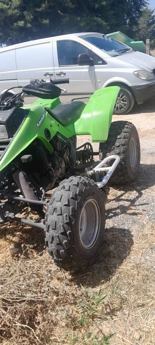 Moto 4 kawasaki 2.5 cc
