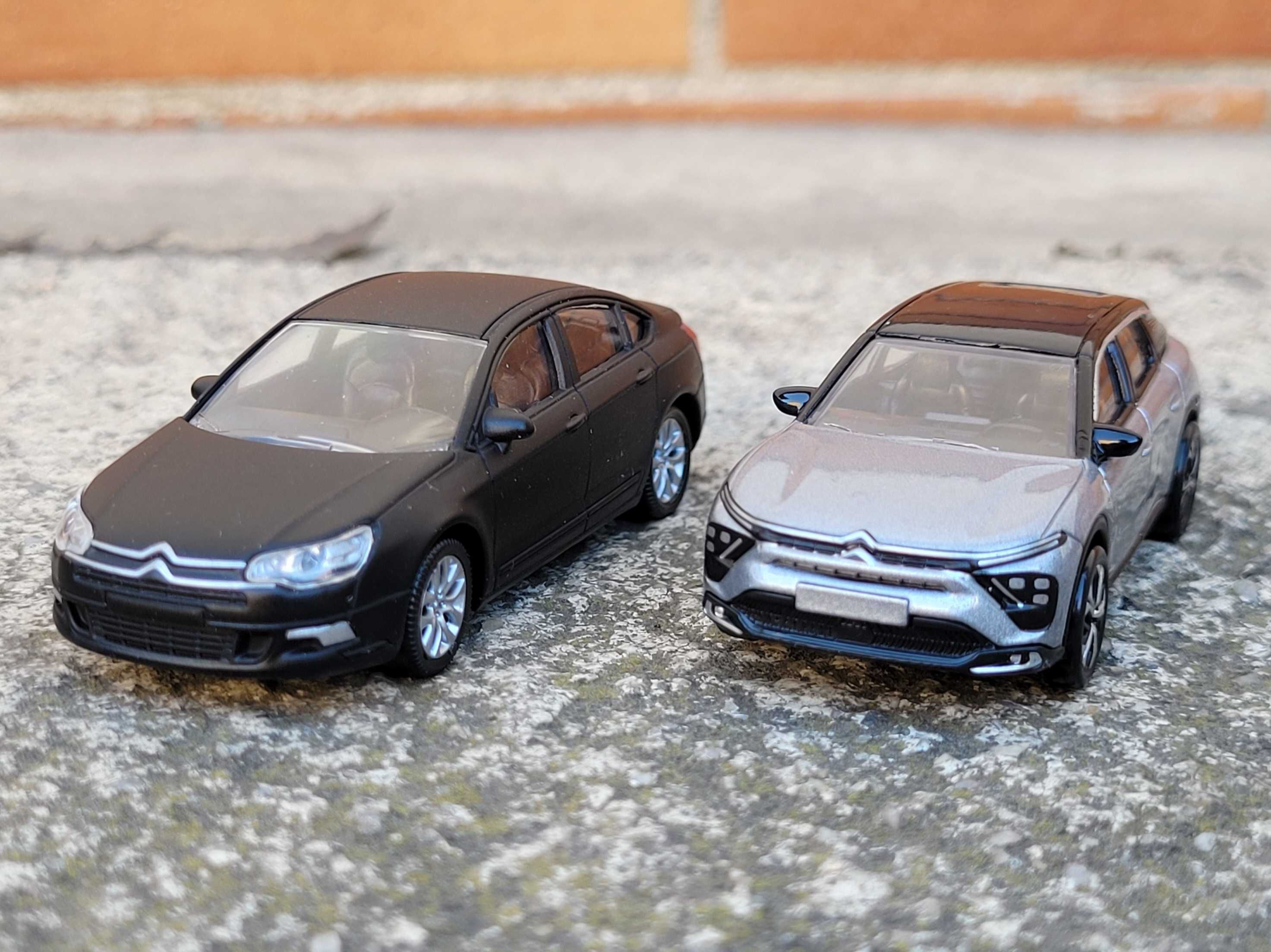 Kolekcja modeli Citroen C5 C5X  Norev 1:64 nowe