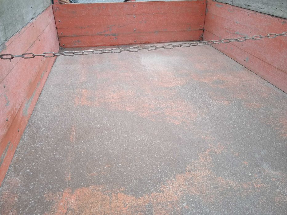 Reboque tri-basculante 3 Toneladas Joper muito bom estado do ano 2003