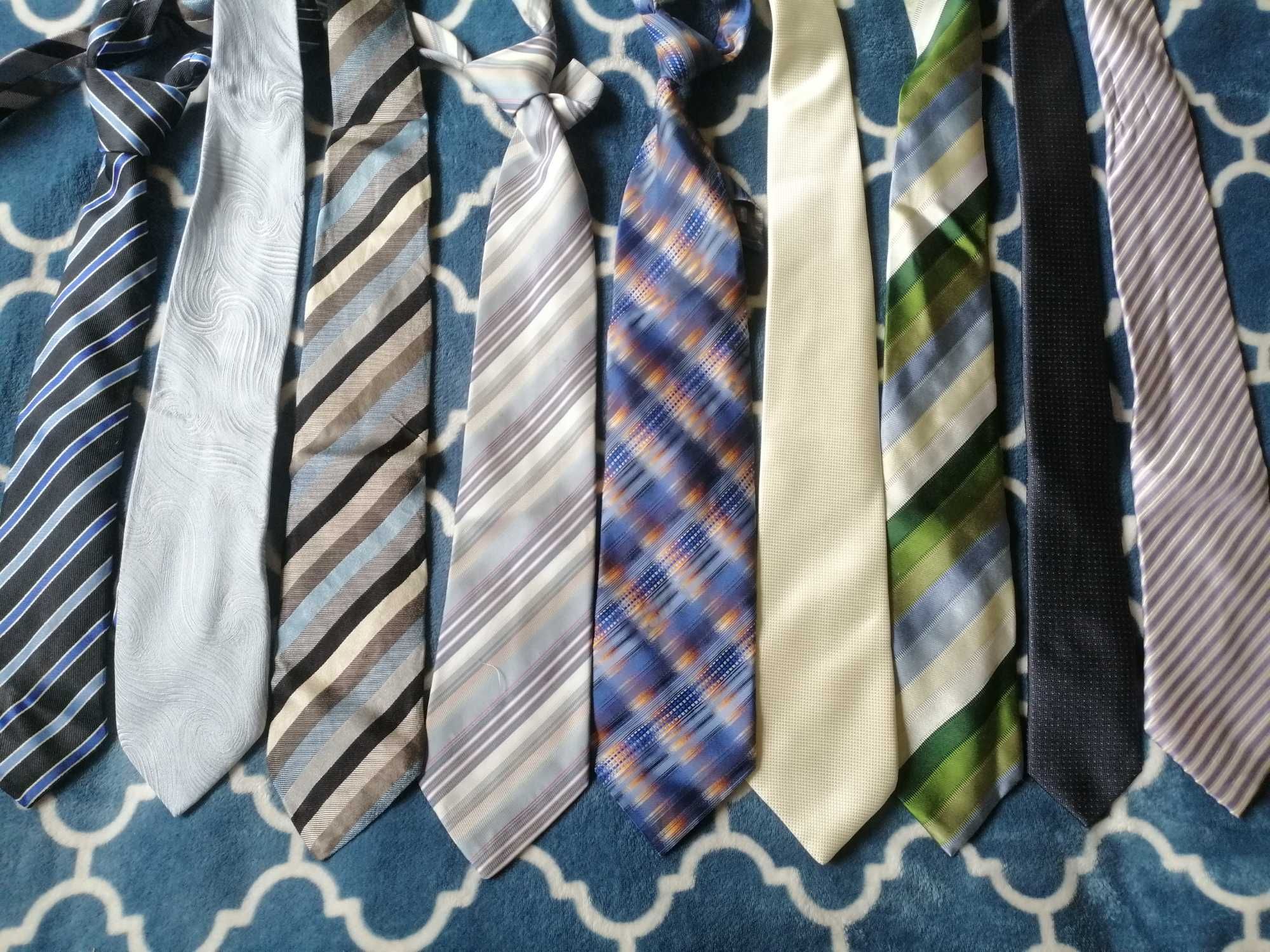 Sprzedam krawaty męskie