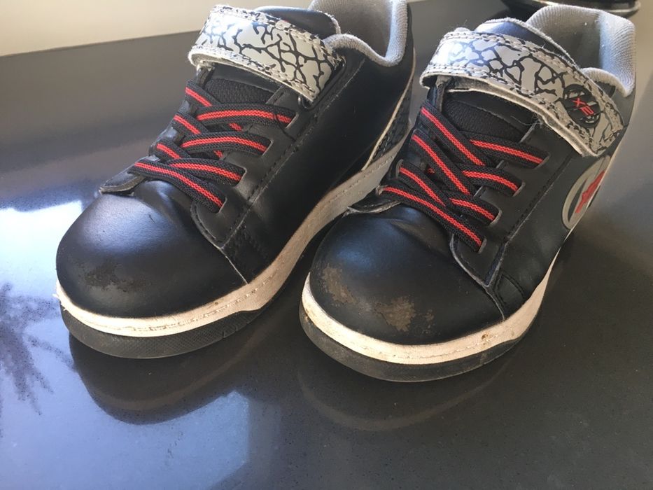 Buty na kółkach z rolkami Heelys x2 rozm 34