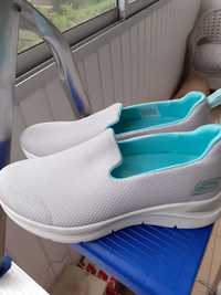 Buty Skechers arch comfort 38