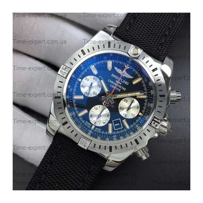 Часы Breitling Chronomat 44 Airborne