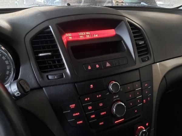Vendo autorádio completo do Insignia 2010. 180 euros