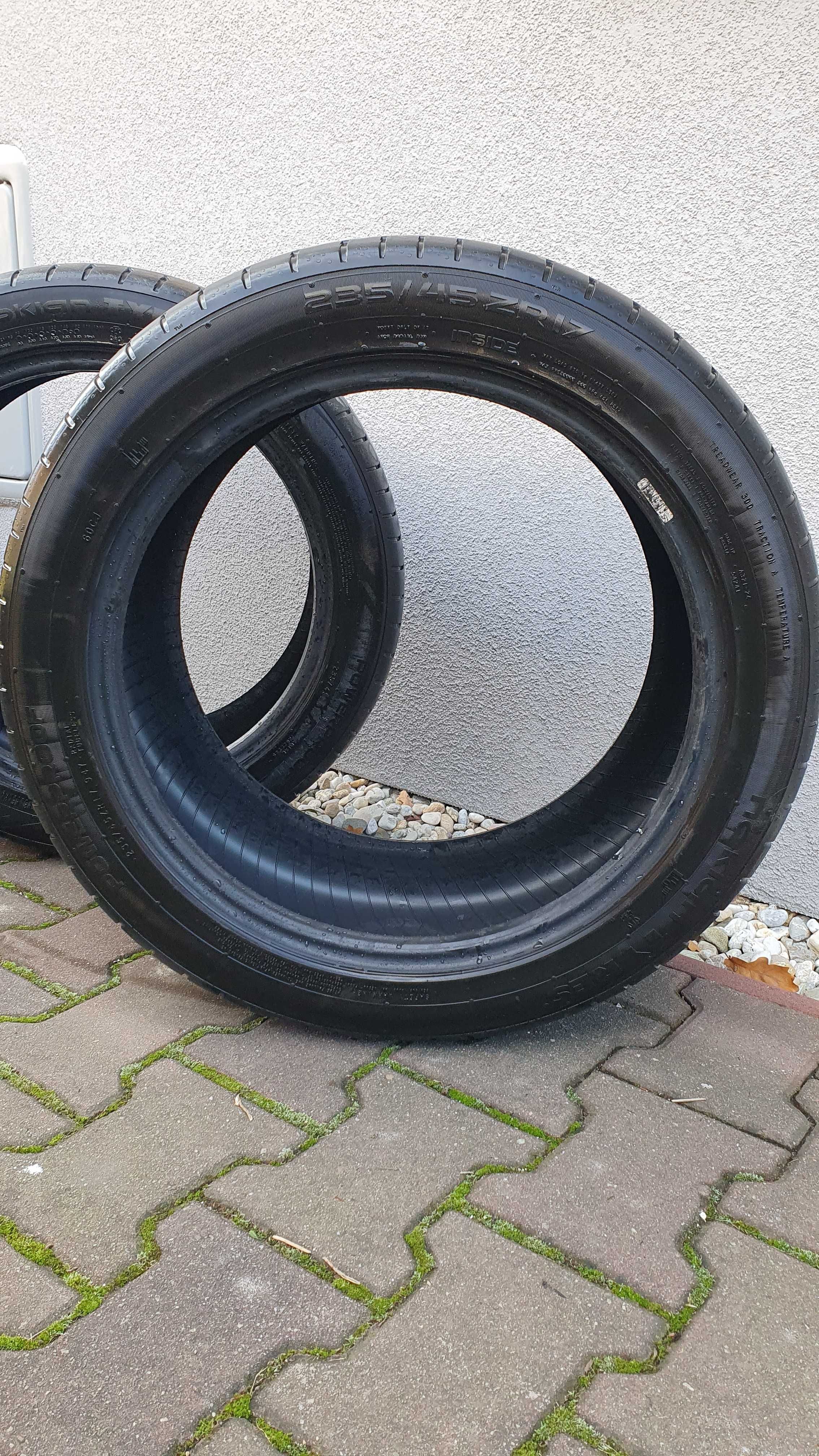 Opony letnie Nokian Powerproof 235/45 R17 – 4 sztuki