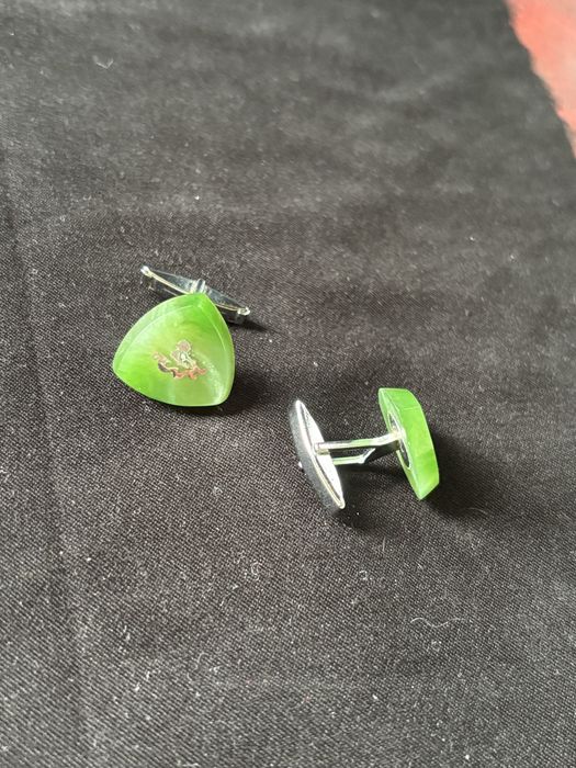 Запонки на рубашку