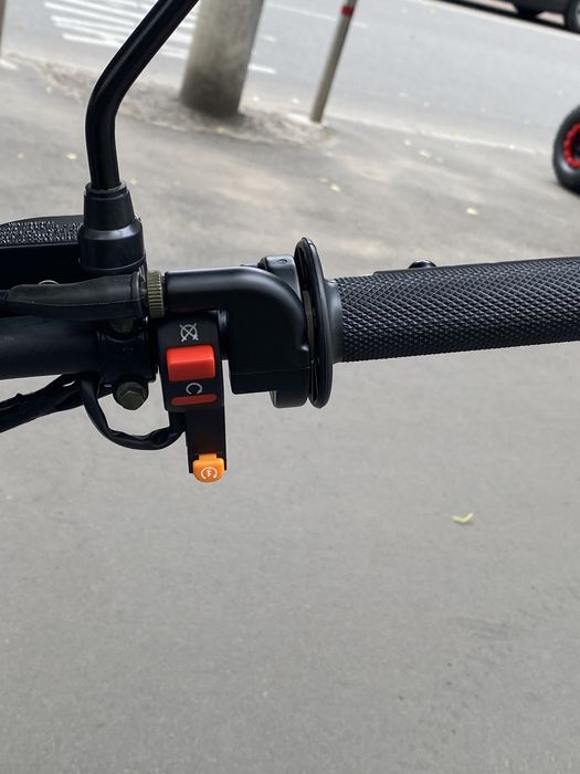 Мотоцикл GEON ROCKSTER 250