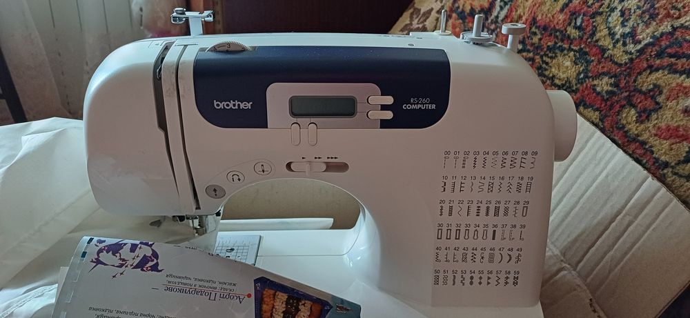 Швейна машинка Brother RS-260