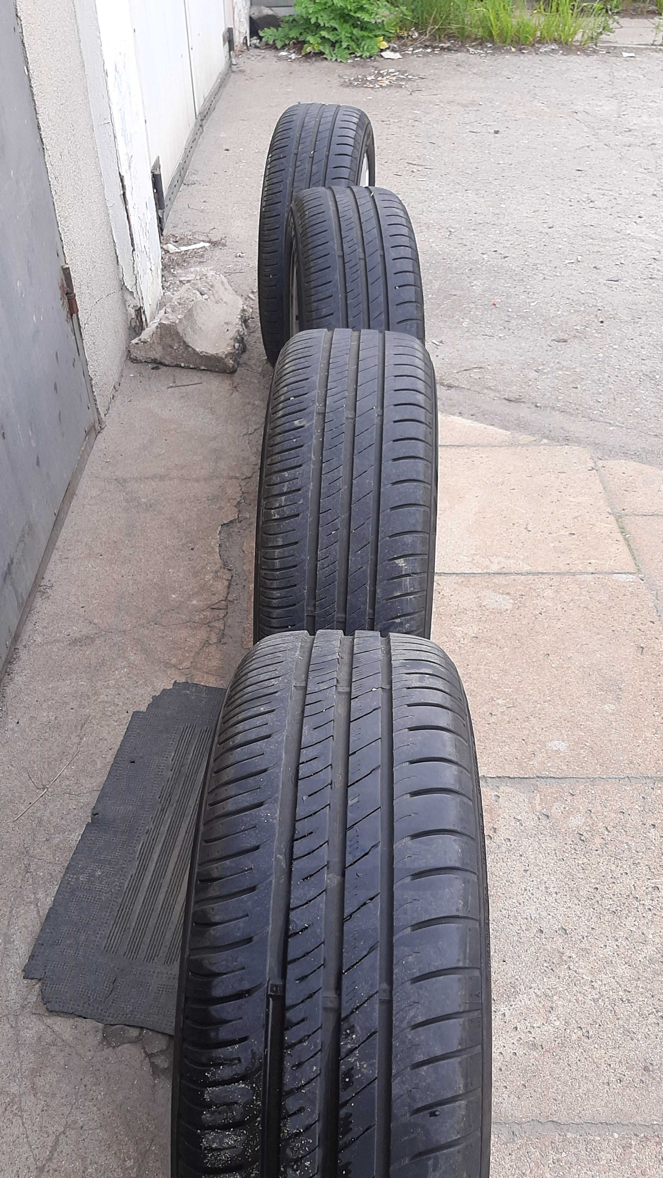 Felgi 16 z oponami z czujnikami Renault Megane 4.  NEXEN 205/55/R16