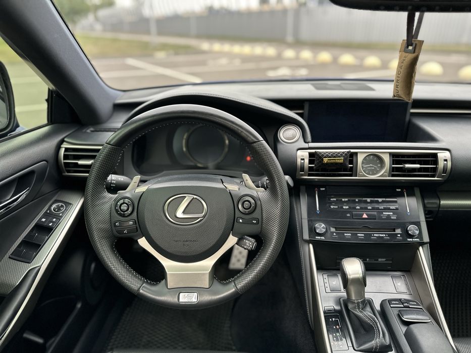 Lexus IS 250 AWD F-Sport 2015
