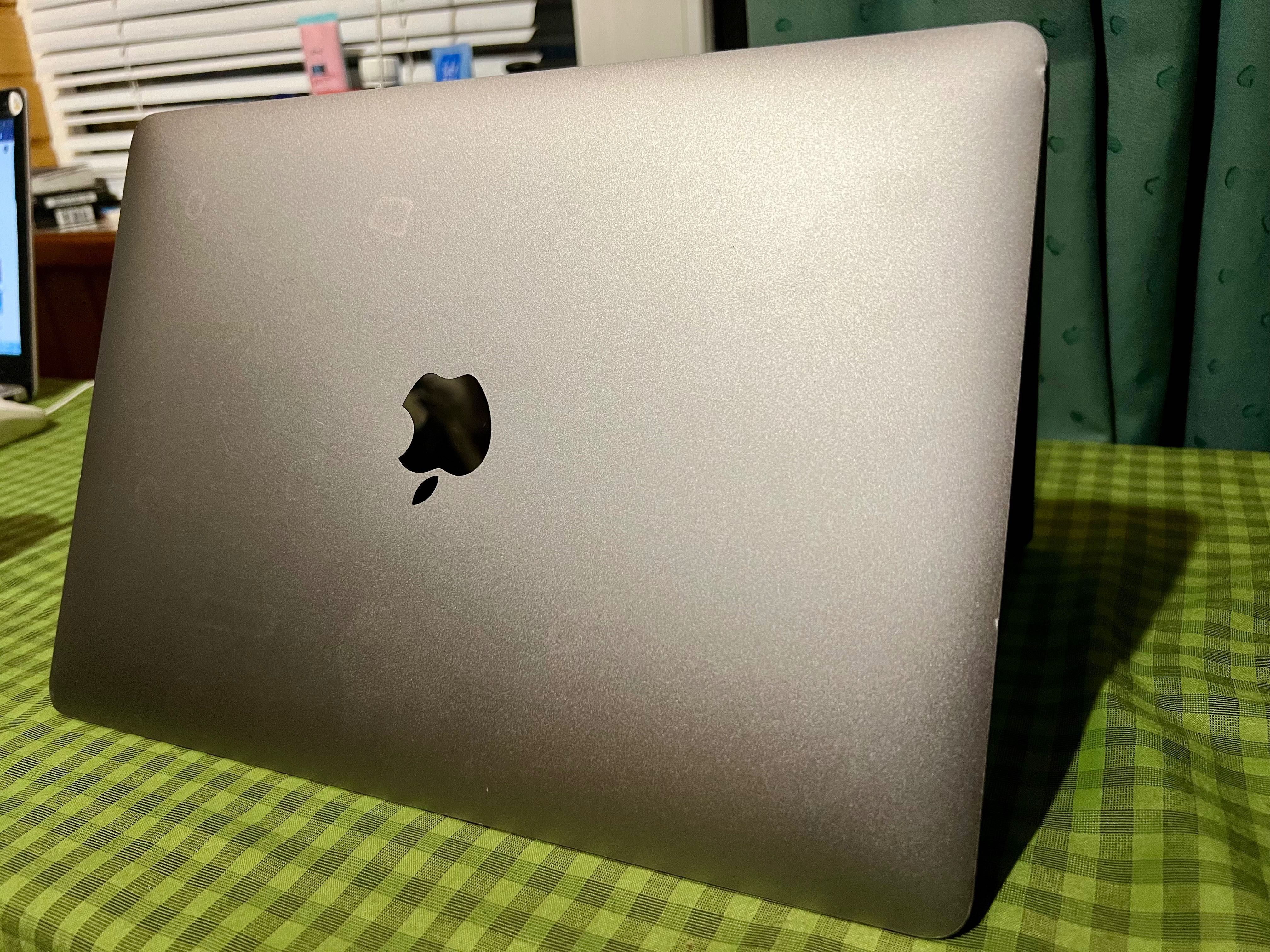 Apple Macbook Pro Retina 2017 i5 2.3 Ghz | 8Gb Ram | 128Gb SSD