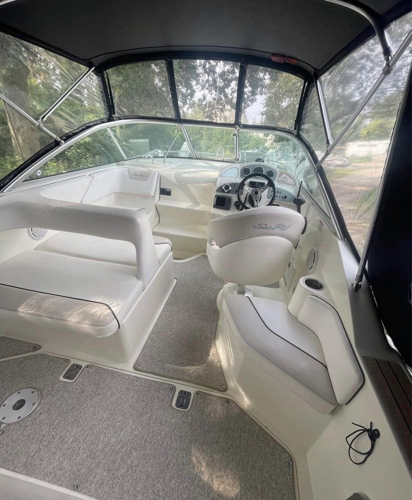 Jacht motorowy Sea Ray 255 Sundancer 2013r, zadbana, bogato wyposażona