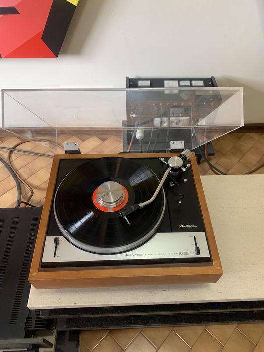 Gira Discos Kenwood PC-400