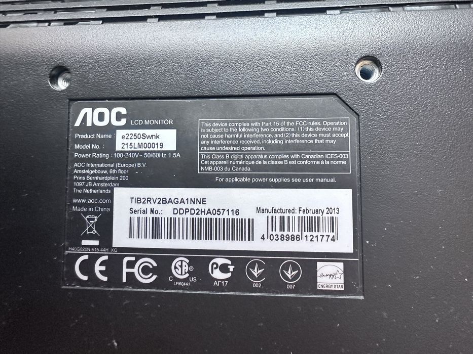 Великий монітор 21.5 марки AOC