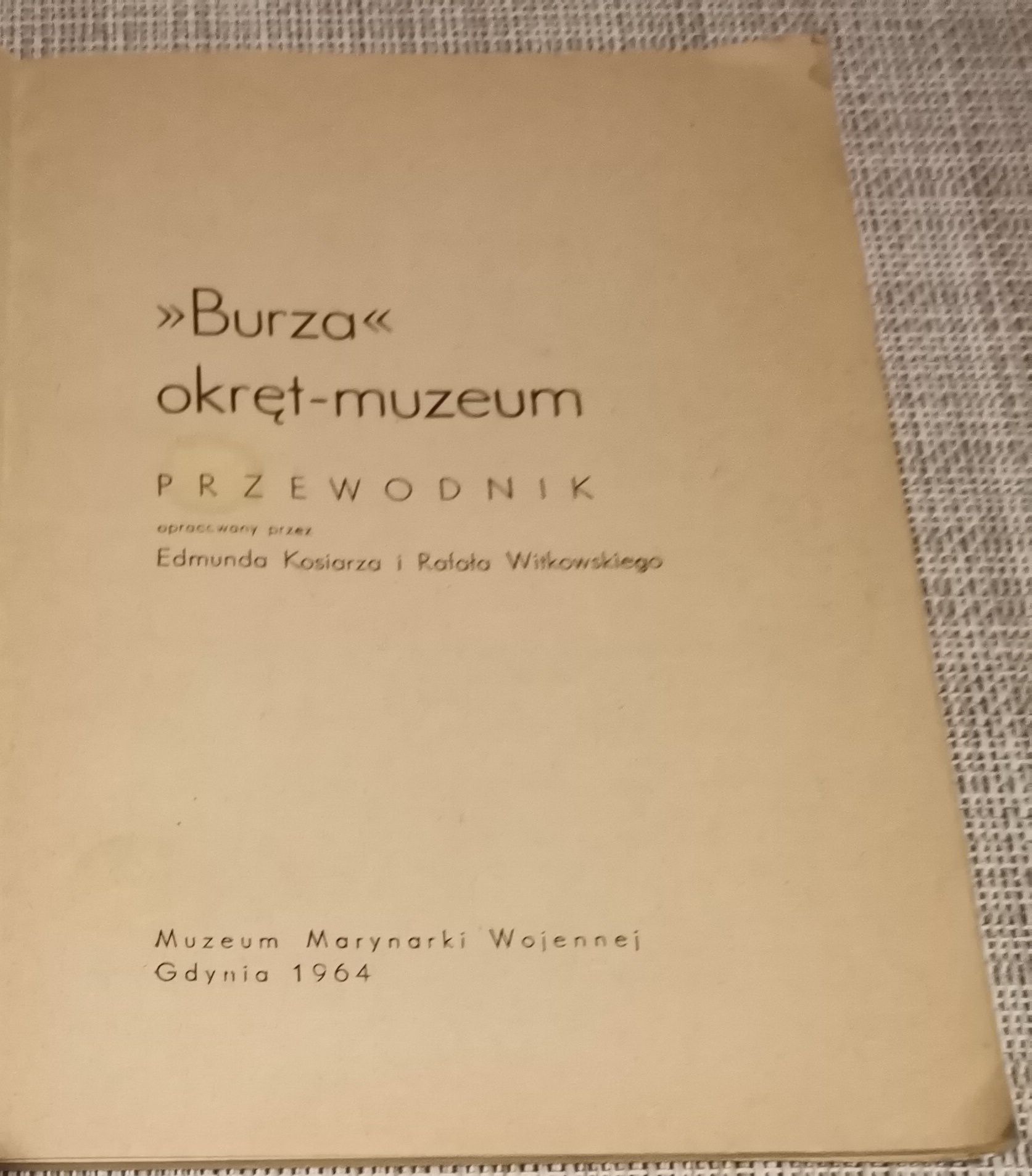 Książka okręt muzeum Burza przewodnik