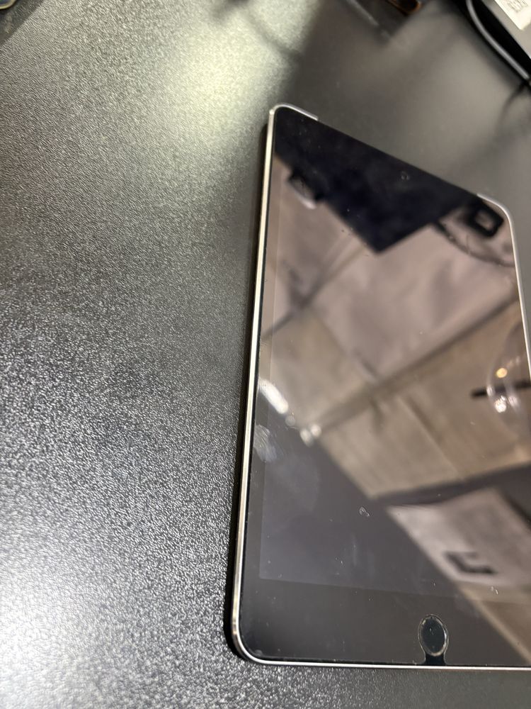 Ipad mini 4  128 gb LTE