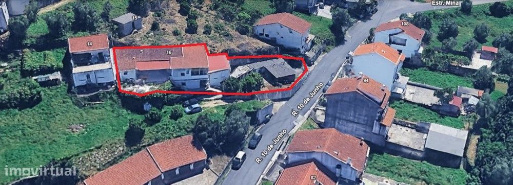 Vendem-se 4 imóveis em Santa Clara, Coimbra.