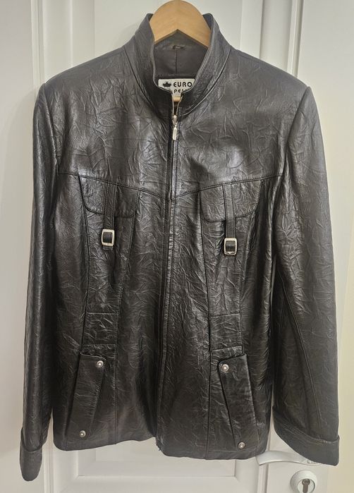 Продам мужскую  и женскую кожаную куртку