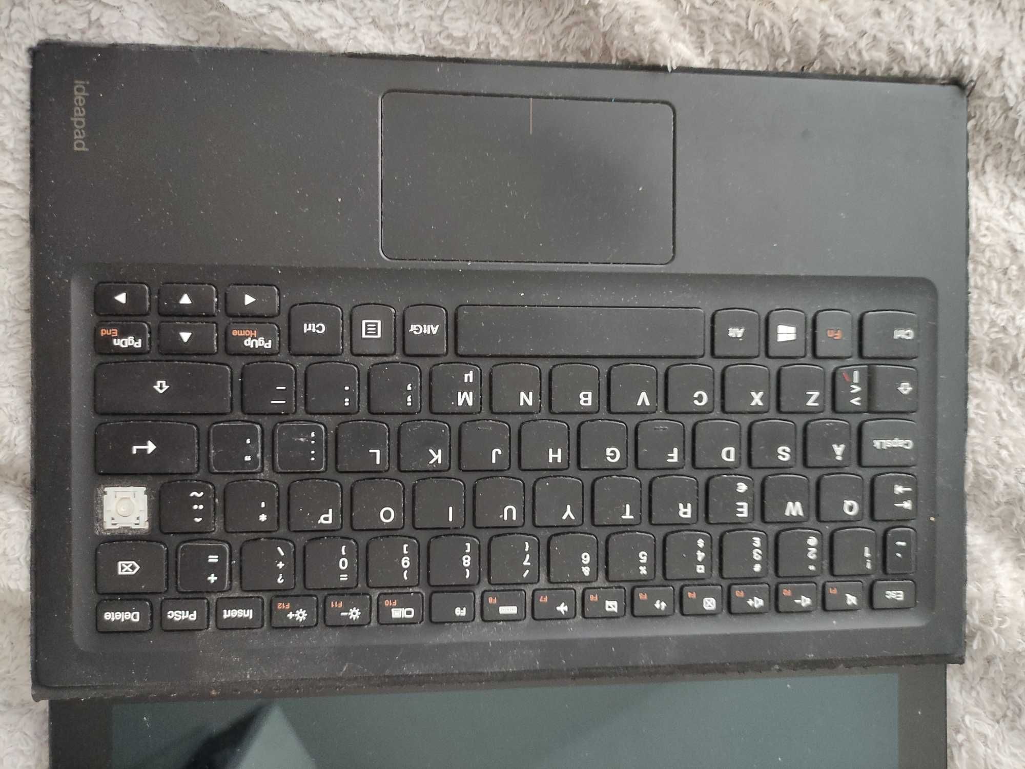 Lenovo miix 700 12-isk ze zbitym ekranem