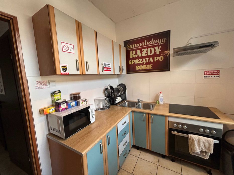 Tani nocleg HOSTEL W SAMYM CENTRUM , Fakt Vat,  дешеве житло ,