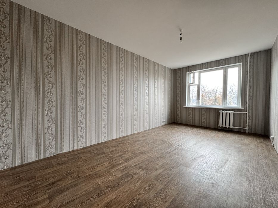 Продам 2х кімнатну квартиру, вул. Льотна,р-н Седаму