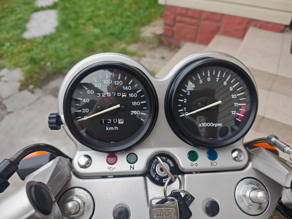 Suzuki GS 500 en CB xj kat. A 2