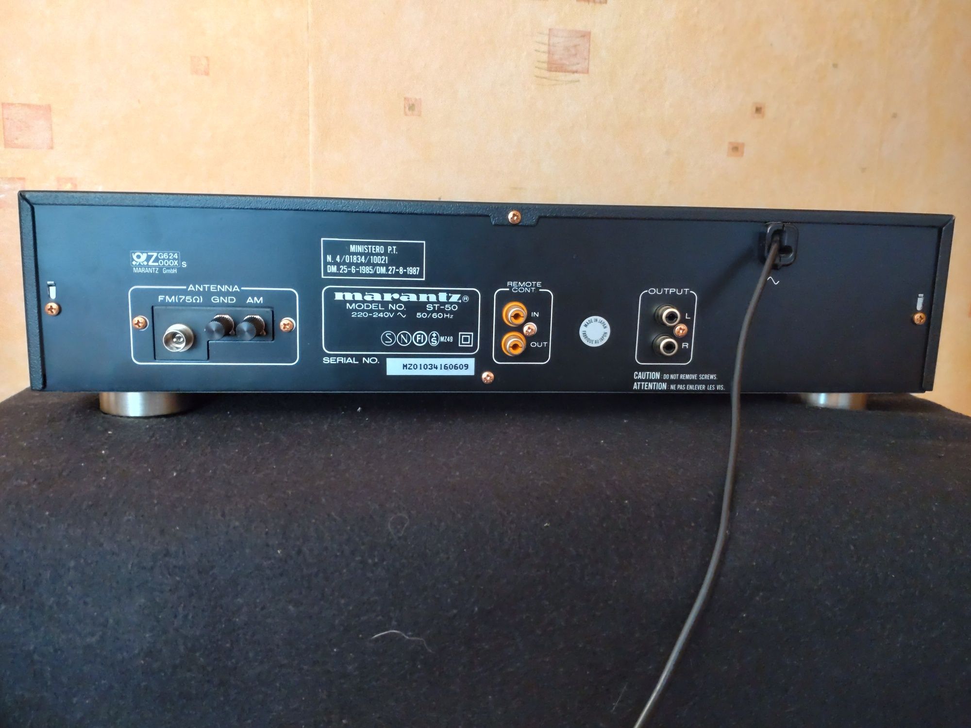 Marantz ST-50 tuner stereo FM/AM.