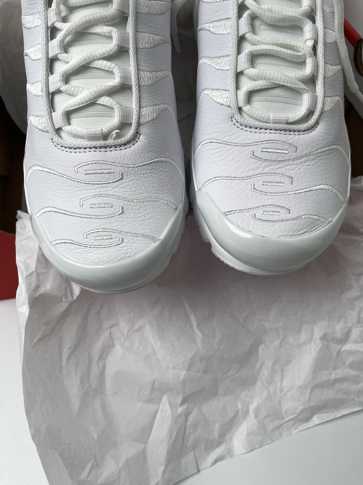 Оригинал Nike Air Max Plus White (AJ2029 100) кожание найк тн tn плюс