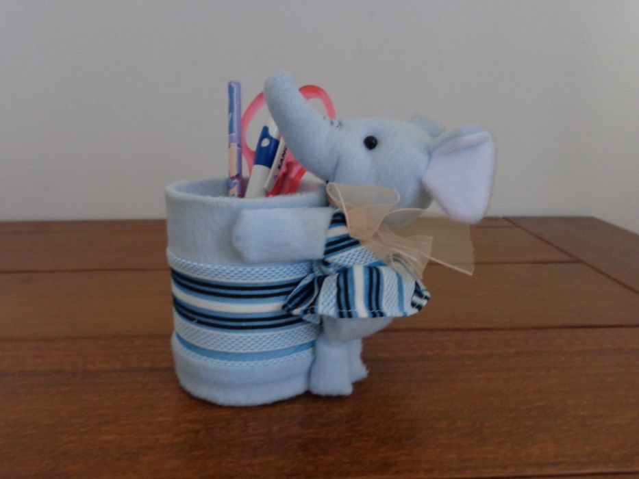 Porta - lápis em peluche