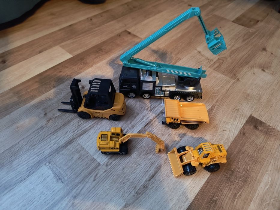 Samochodziki budowlane