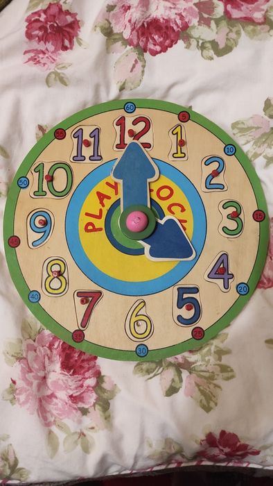 Дерев'яний годинник пазл