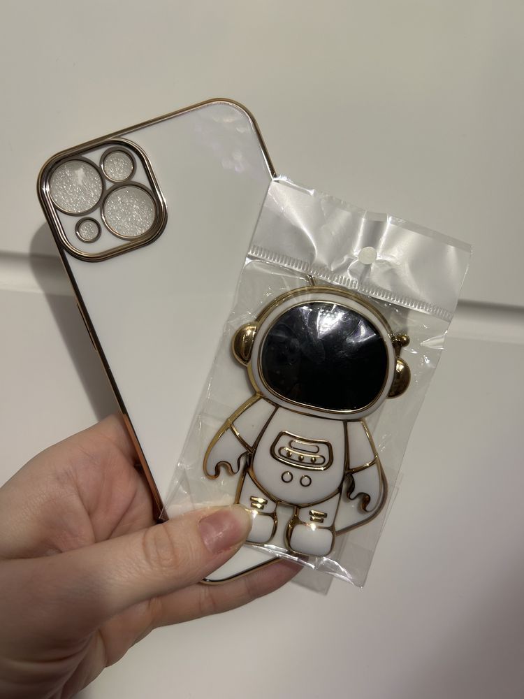 Piękne nowe etui z astronauta na IPhone14