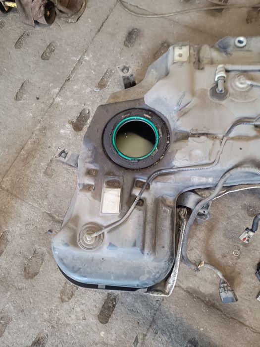 Zbiornik paliwa bak Jeep grand Cherokee WK2 10-15r oryg 3.0crd