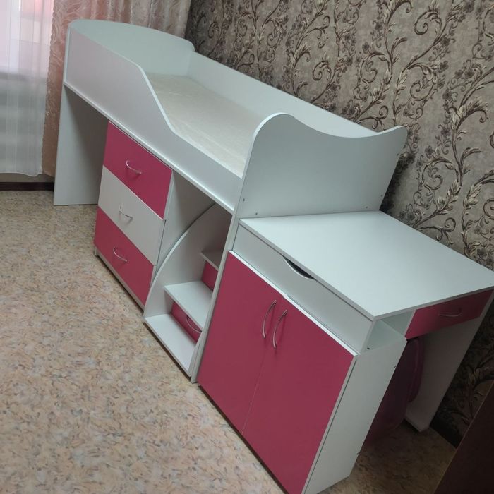 Детская кровать (кровать-чердак) + матрас в подарок