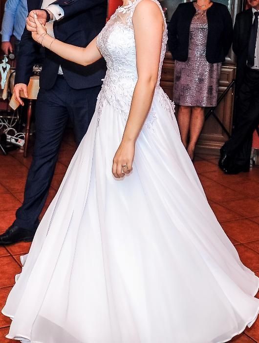 Suknia ślubna koronka muślin 38