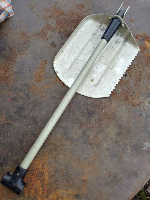 Лопатка туристична алюмінієва міцна