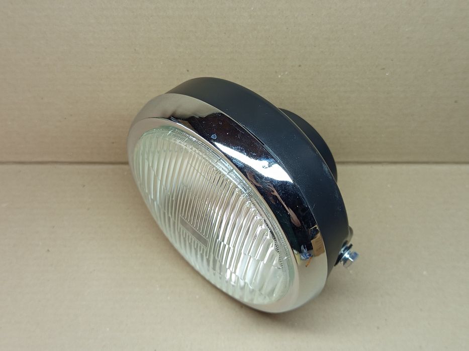Фара кругла в зборі з габаритом D180